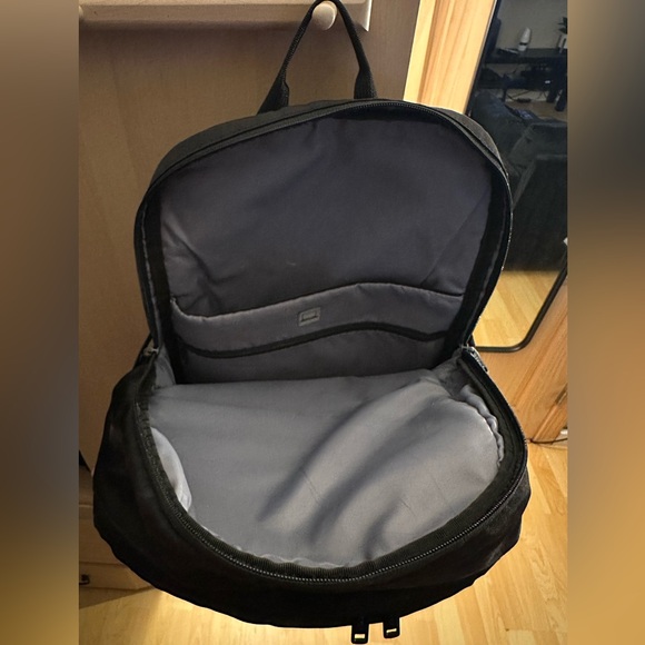 Adidas backpack - Picture 3 of 4